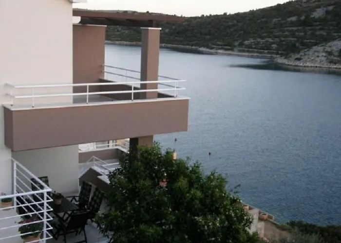 Apartments Rusulica