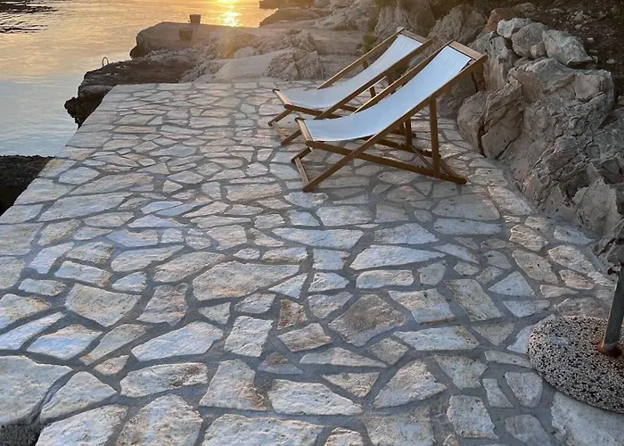 Apartments Rusulica * Vinišće